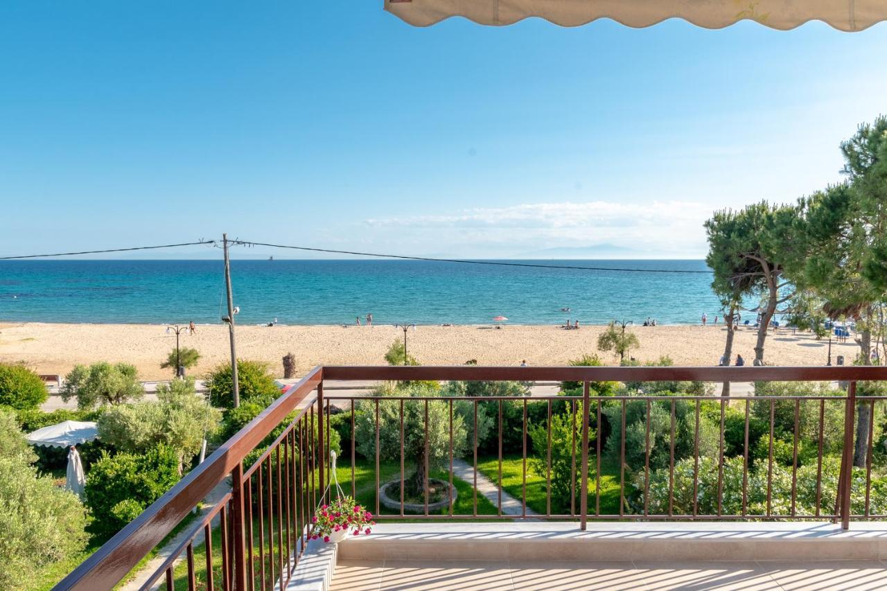 Dimi Seafront Apartment By Rentals Pro Services - 尼亚·蒙达尼亚 外观 照片
